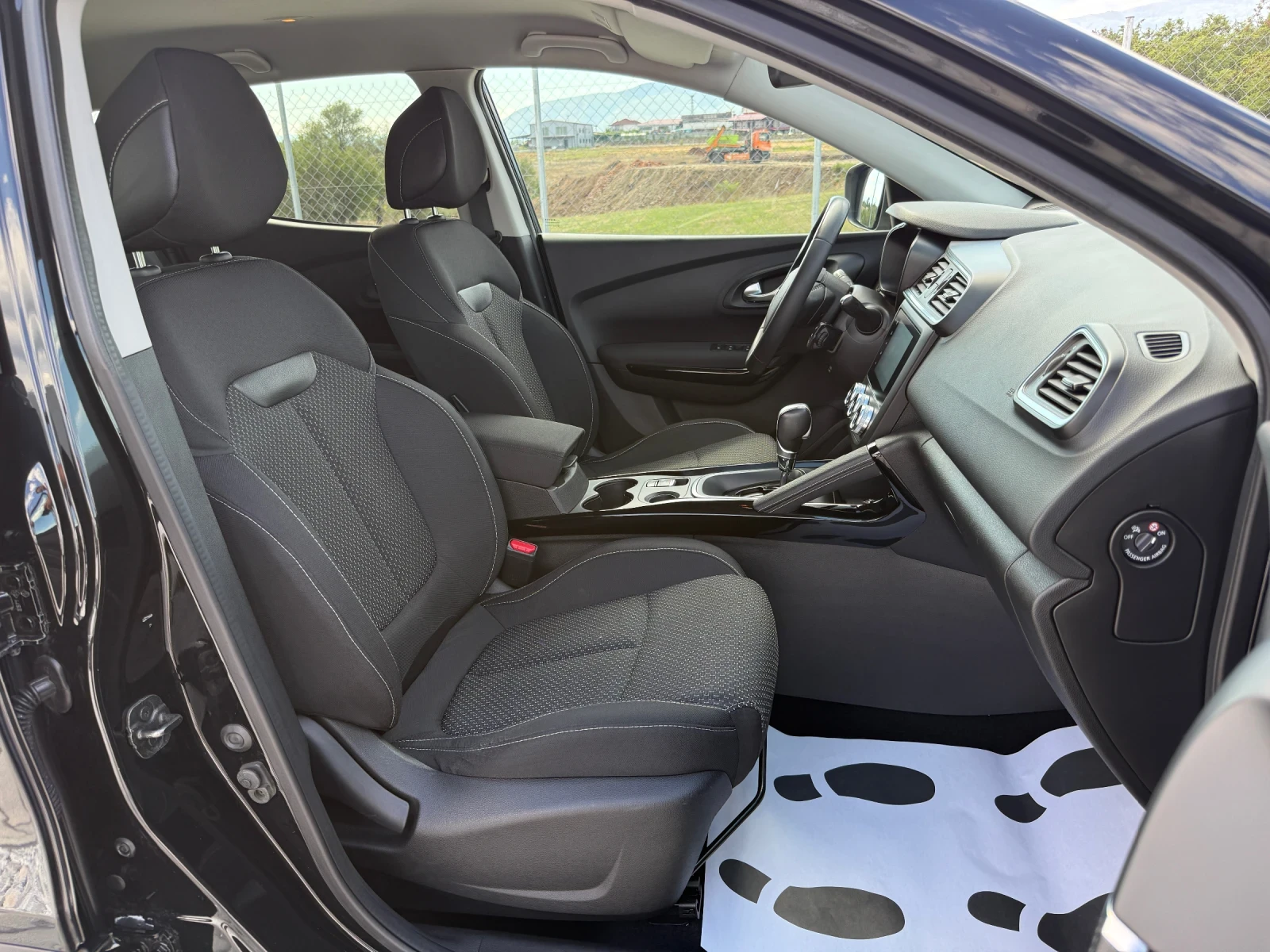 Renault Kadjar 1.5 DCI FACE LIFT NAVI CAMERA, снимка 12 - Автомобили и джипове - 56164851