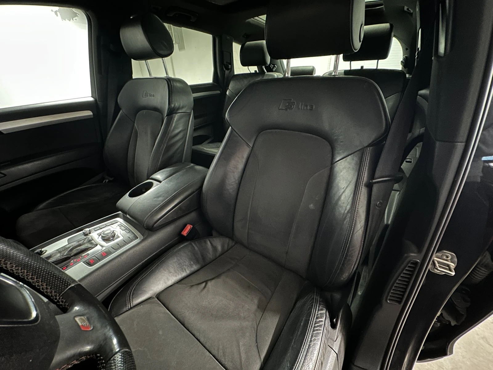 Audi Q7, снимка 4 - Автомобили и джипове - 56372423