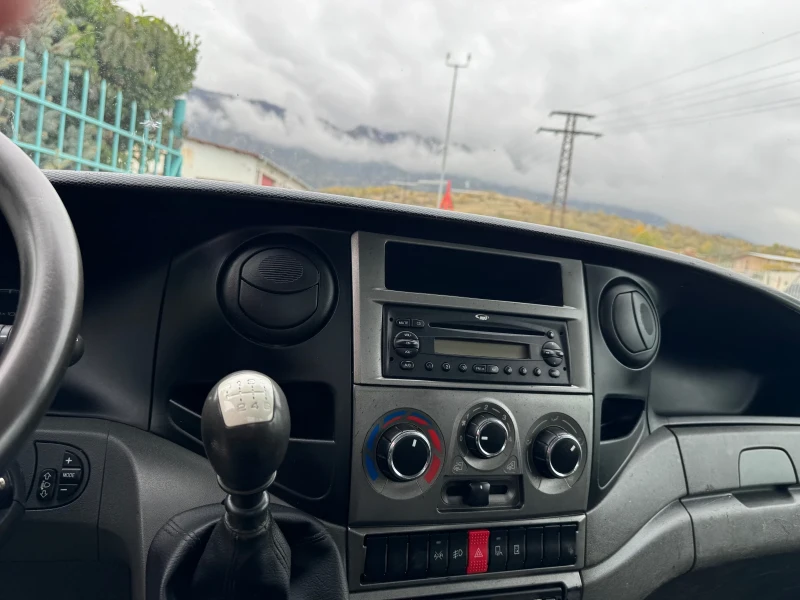 Iveco Daily 3.0HPI* 35C17* Euro5* 154.000km* 4.10 метра кош, снимка 6 - Бусове и автобуси - 49760692