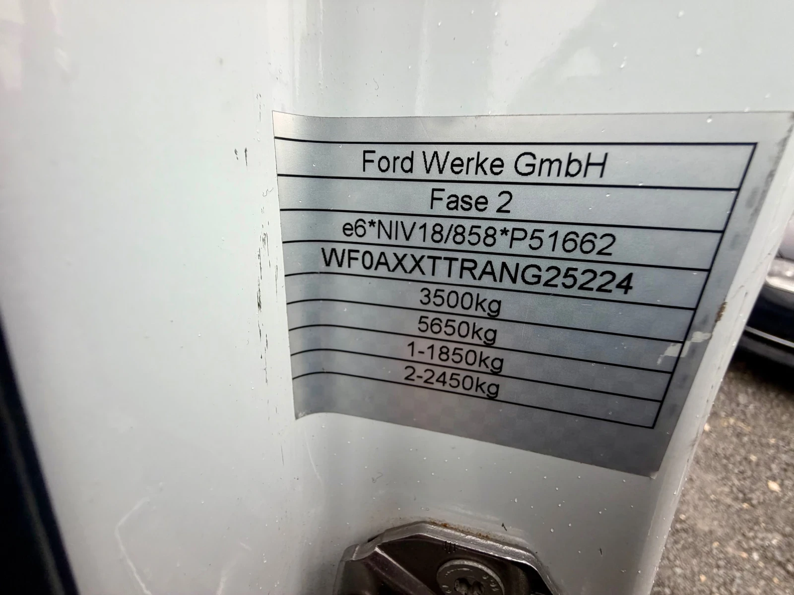Ford Transit 2.0TDI 170k 4.20M KatB NAVI , снимка 13 - Бусове и автобуси - 56707427