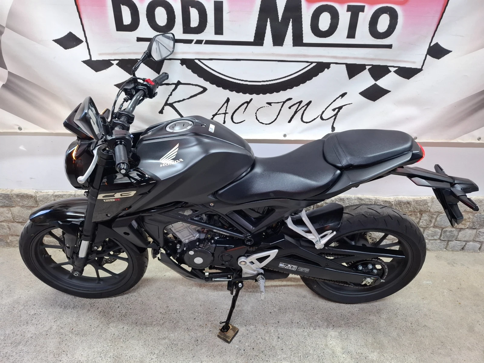 Honda Cb Facelift * / Full Led / ABS, снимка 3 - Мотоциклети и мототехника - 54906891