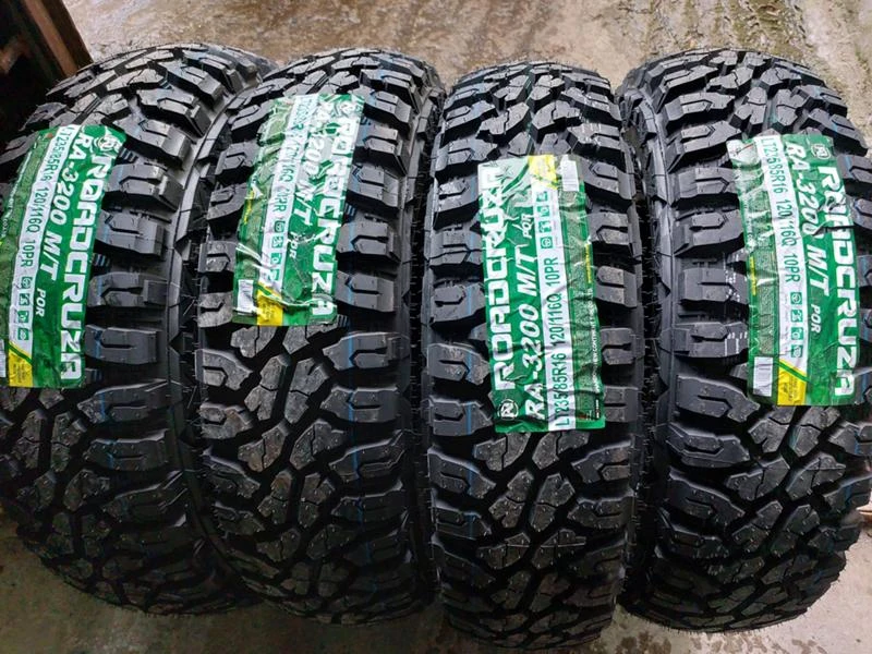 Гуми Всесезонни 235/85R16, снимка 1 - Гуми и джанти - 35846660