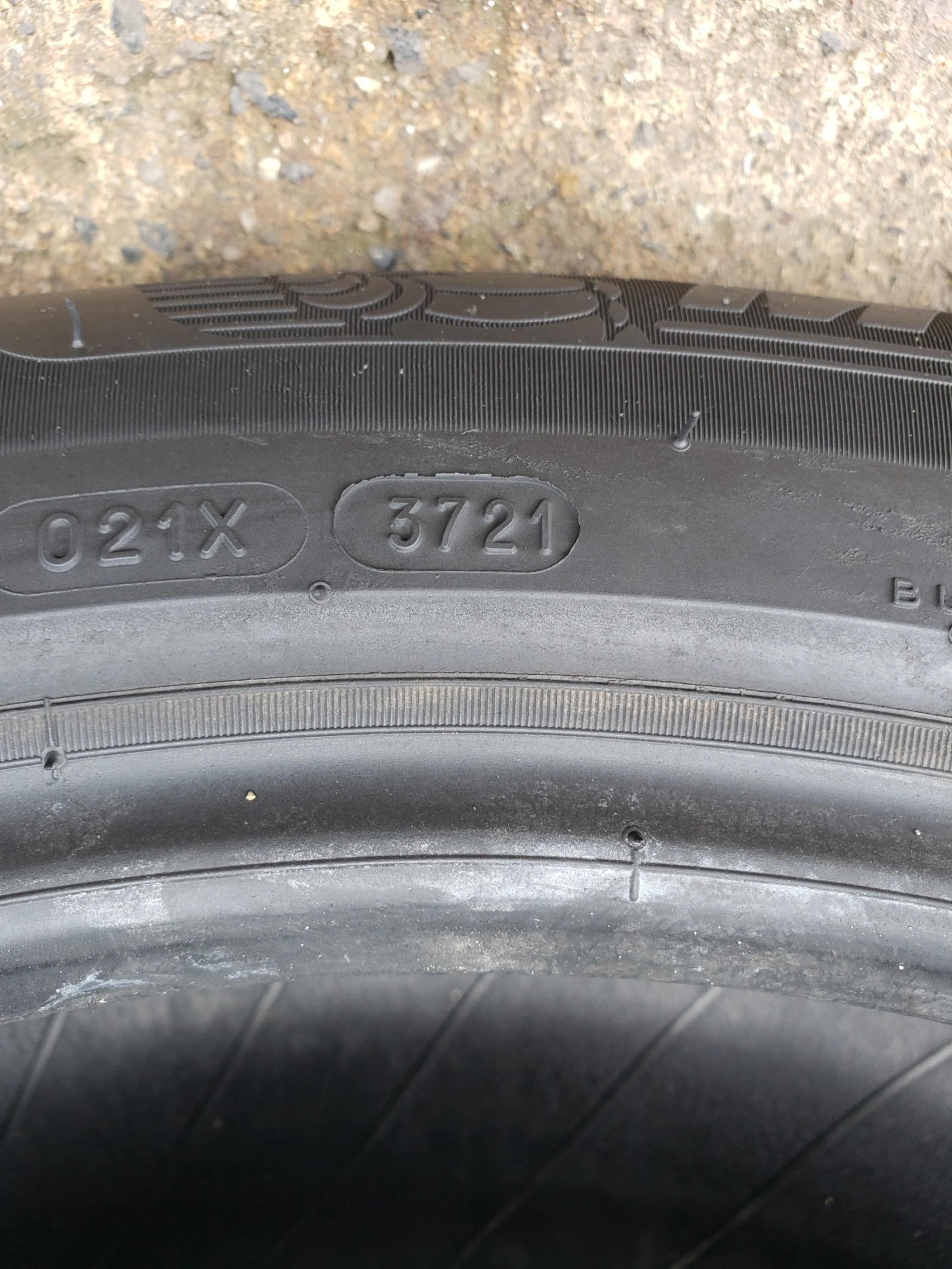 Гуми Летни 215/65R17, снимка 7 - Гуми и джанти - 54665478