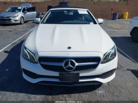 Mercedes-Benz E 400 RWD Автокредит Цена до България, снимка 2