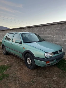 VW Golf Цял за части , снимка 3