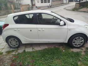 Обява за продажба на Hyundai I20 Газ ~3 699 лв. - изображение 2