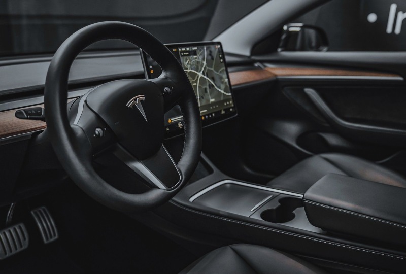 Tesla Model 3 Performance, снимка 8 - Автомобили и джипове - 43394463
