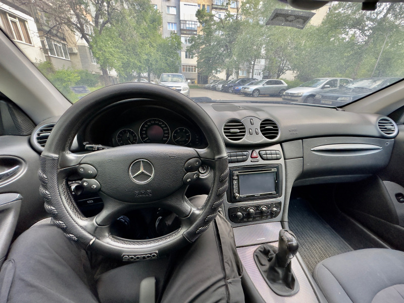 Mercedes-Benz CLK, снимка 8 - Автомобили и джипове - 45962744