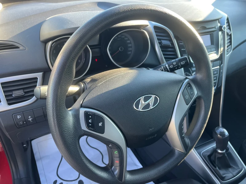 Hyundai I30 1.4i , снимка 16 - Автомобили и джипове - 48076887