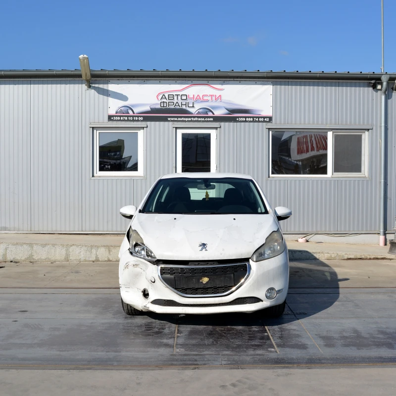 Peugeot 208 1.2 VTI, снимка 1 - Автомобили и джипове - 49122834