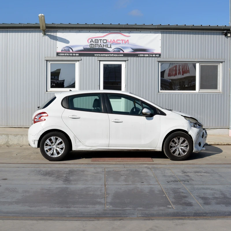 Peugeot 208 1.2 VTI, снимка 3 - Автомобили и джипове - 49122834