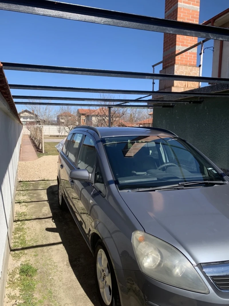 Opel Zafira, снимка 14 - Автомобили и джипове - 49421070