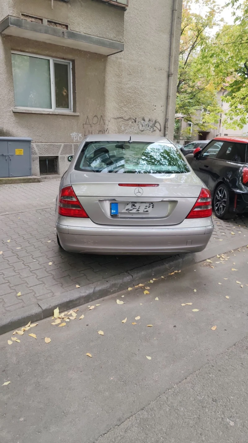 Mercedes-Benz E 320 W211, снимка 3 - Автомобили и джипове - 53066788