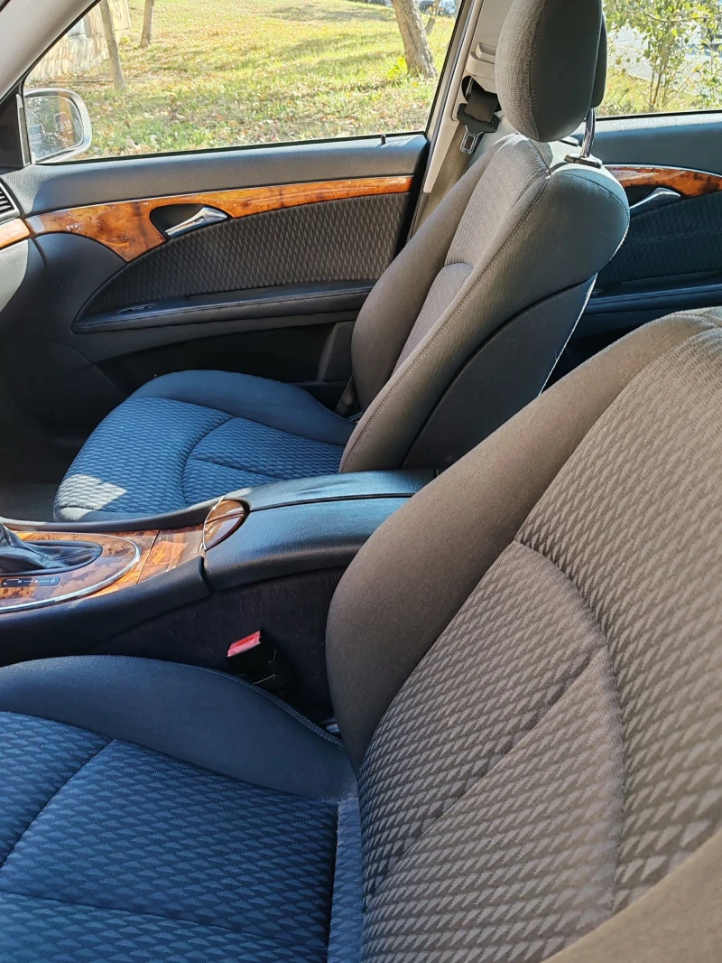 Mercedes-Benz E 320 W211, снимка 7 - Автомобили и джипове - 53066788