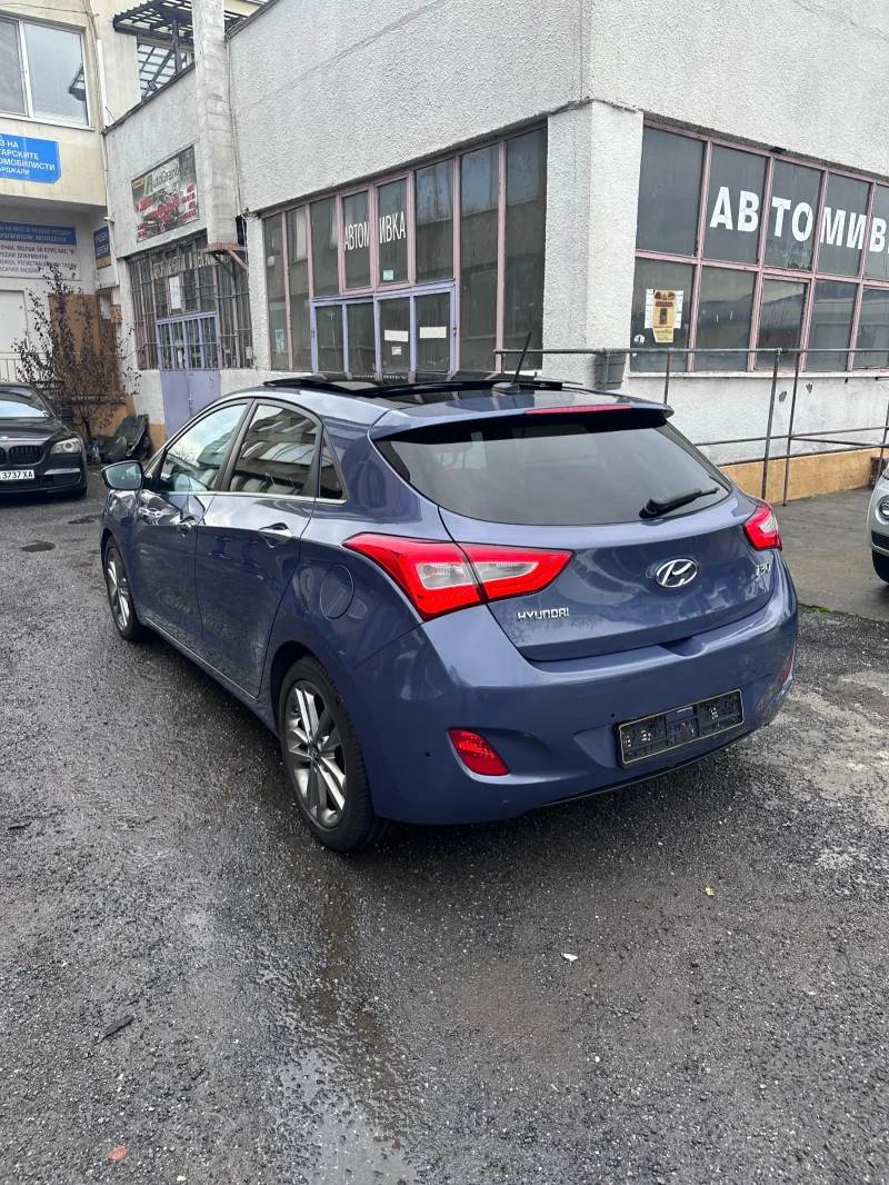 Hyundai I30 CRDi 16V, снимка 4 - Автомобили и джипове - 52574754
