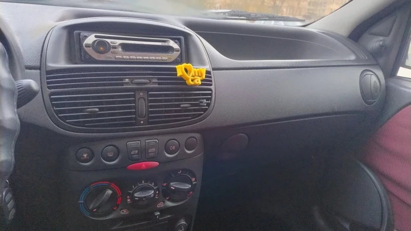 Fiat Punto, снимка 9 - Автомобили и джипове - 52631594