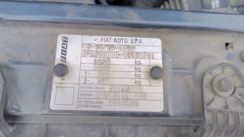 Fiat Punto, снимка 12 - Автомобили и джипове - 52631594