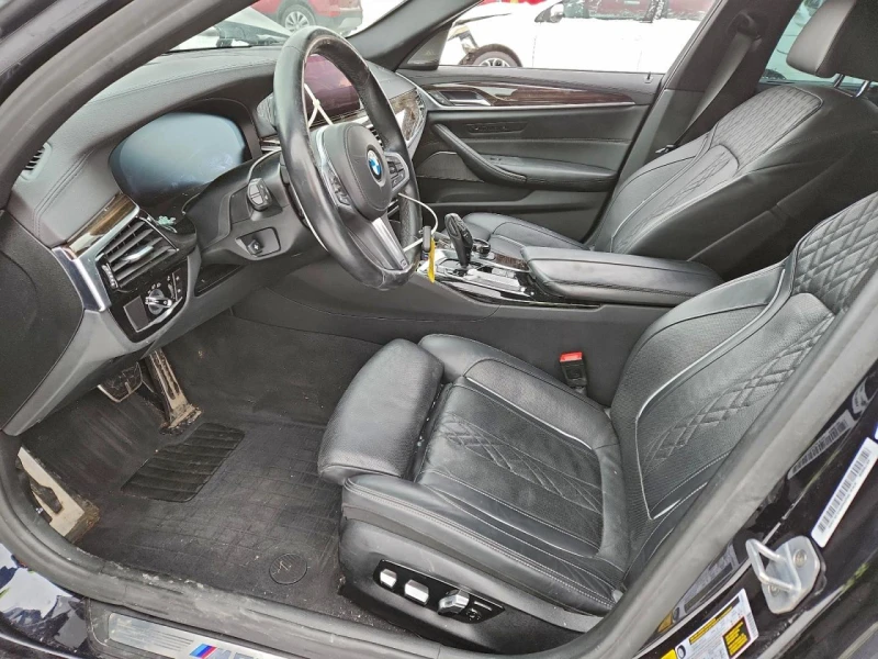 BMW 550 M550XI, Harman Kardon* Подгрев* Обдухване* 4х4, снимка 9 - Автомобили и джипове - 52849128