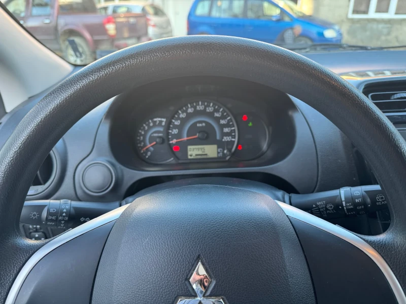 Mitsubishi Space star, снимка 5 - Автомобили и джипове - 52956258