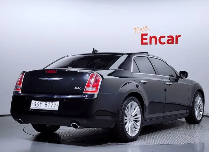 Chrysler 300c 3.6 - изображение 2