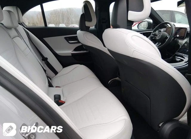 Mercedes-Benz C 300 2025, снимка 12 - Автомобили и джипове - 54655205