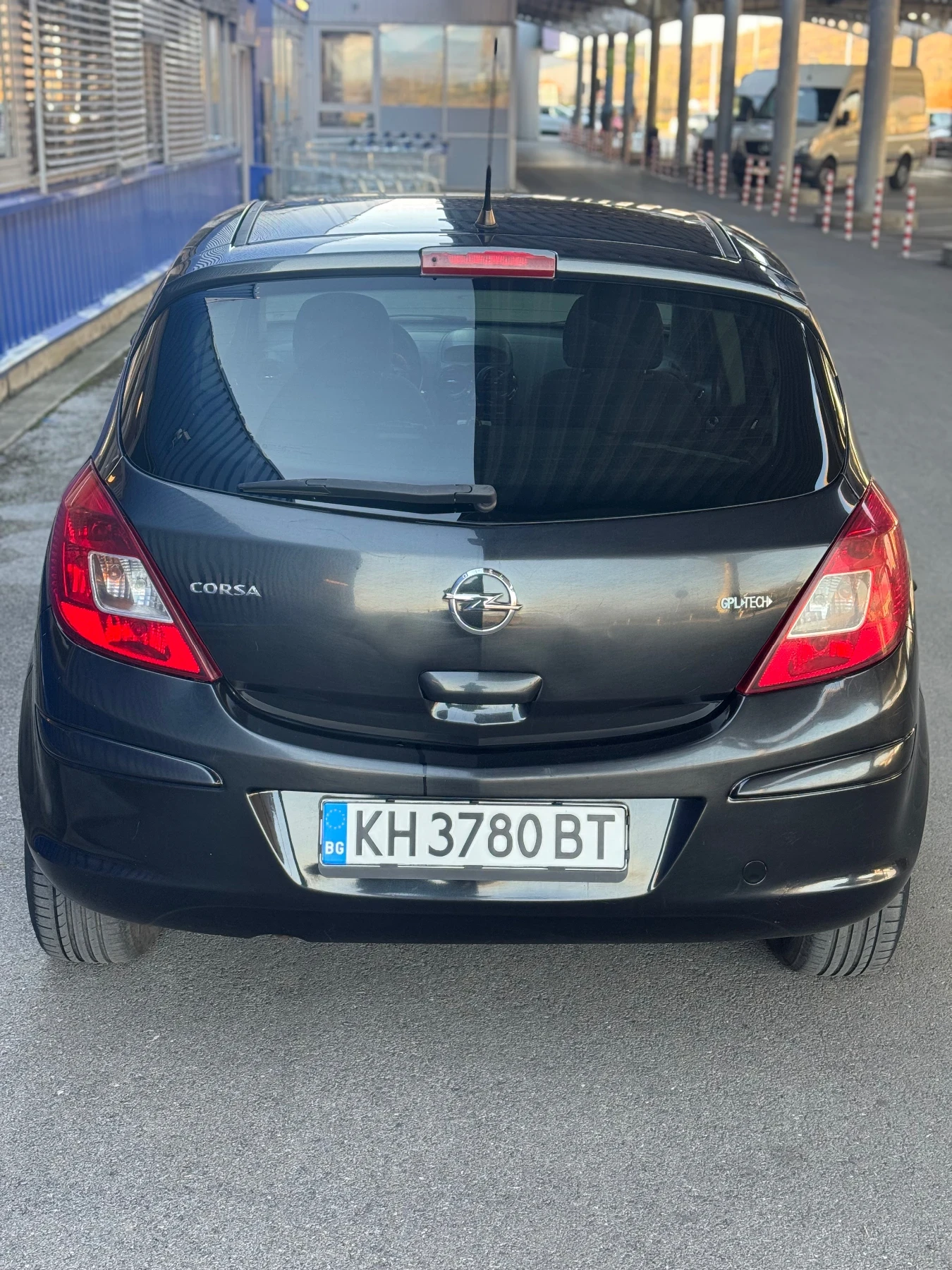 Opel Corsa  - изображение 6