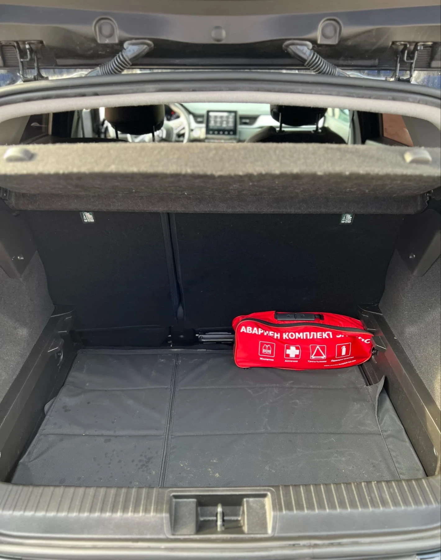 Renault Captur 1.0 21000km EURO 6 - изображение 9