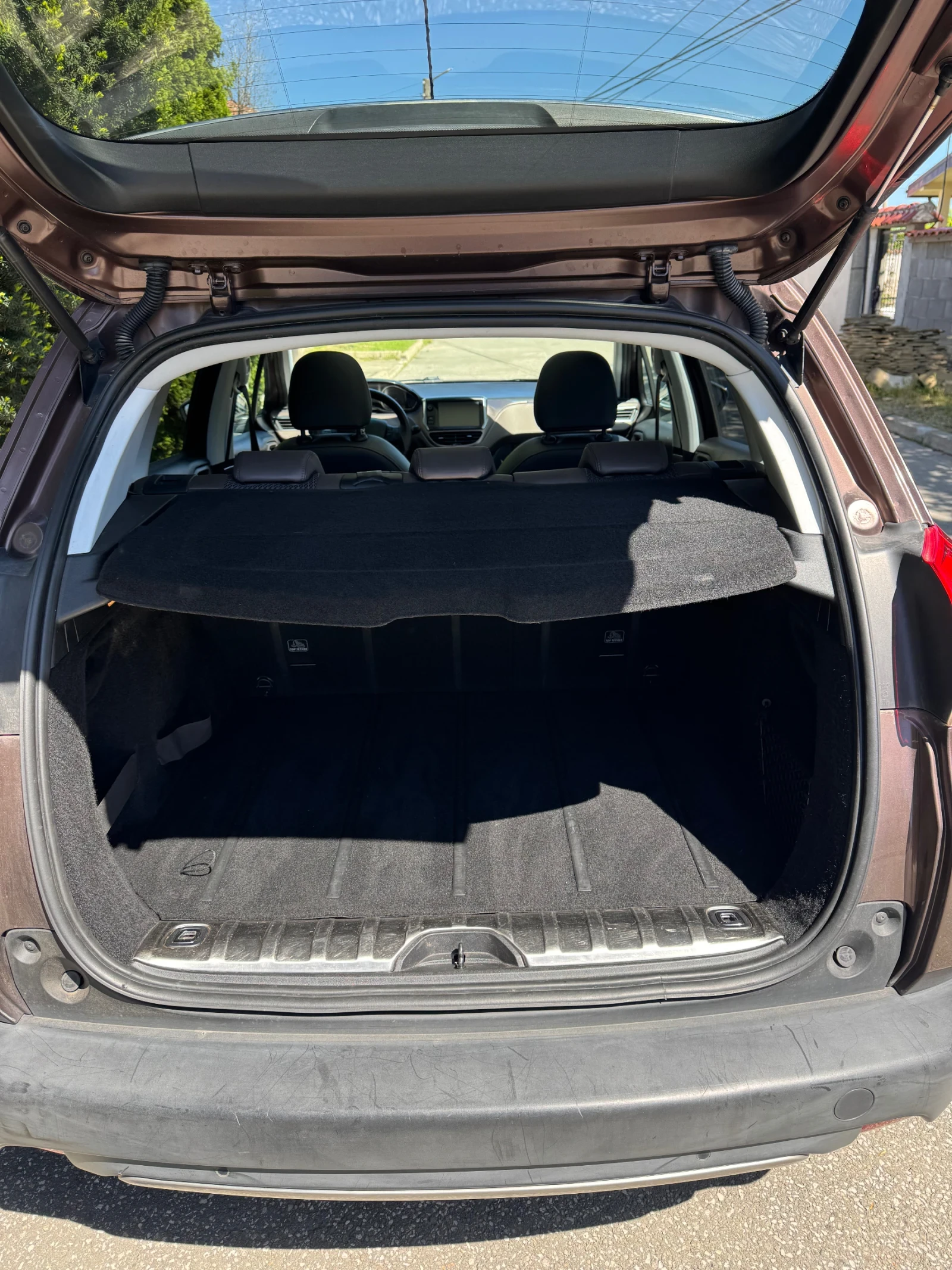 Peugeot 2008 1.6HDI / Feline / Euro 5B - изображение 6
