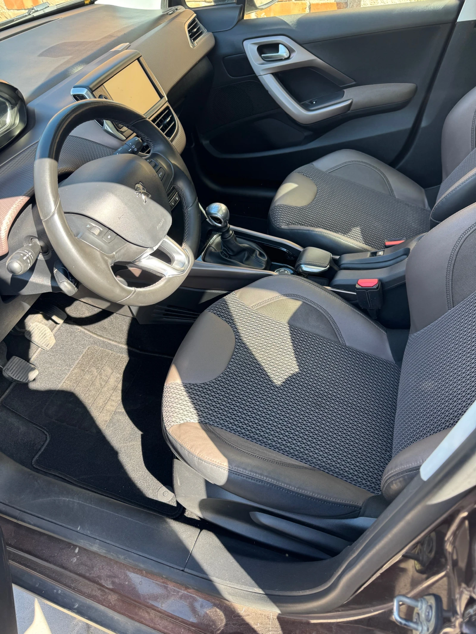 Peugeot 2008 1.6HDI / Feline / Euro 5B - изображение 7