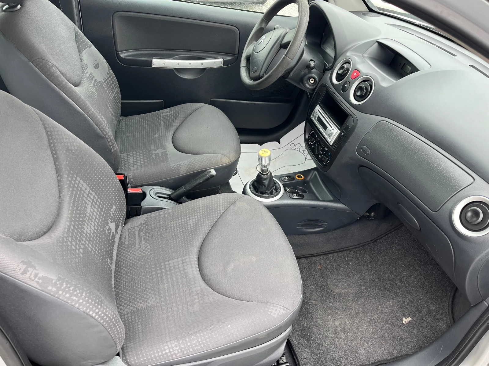 Citroen C2 1.1I - изображение 9