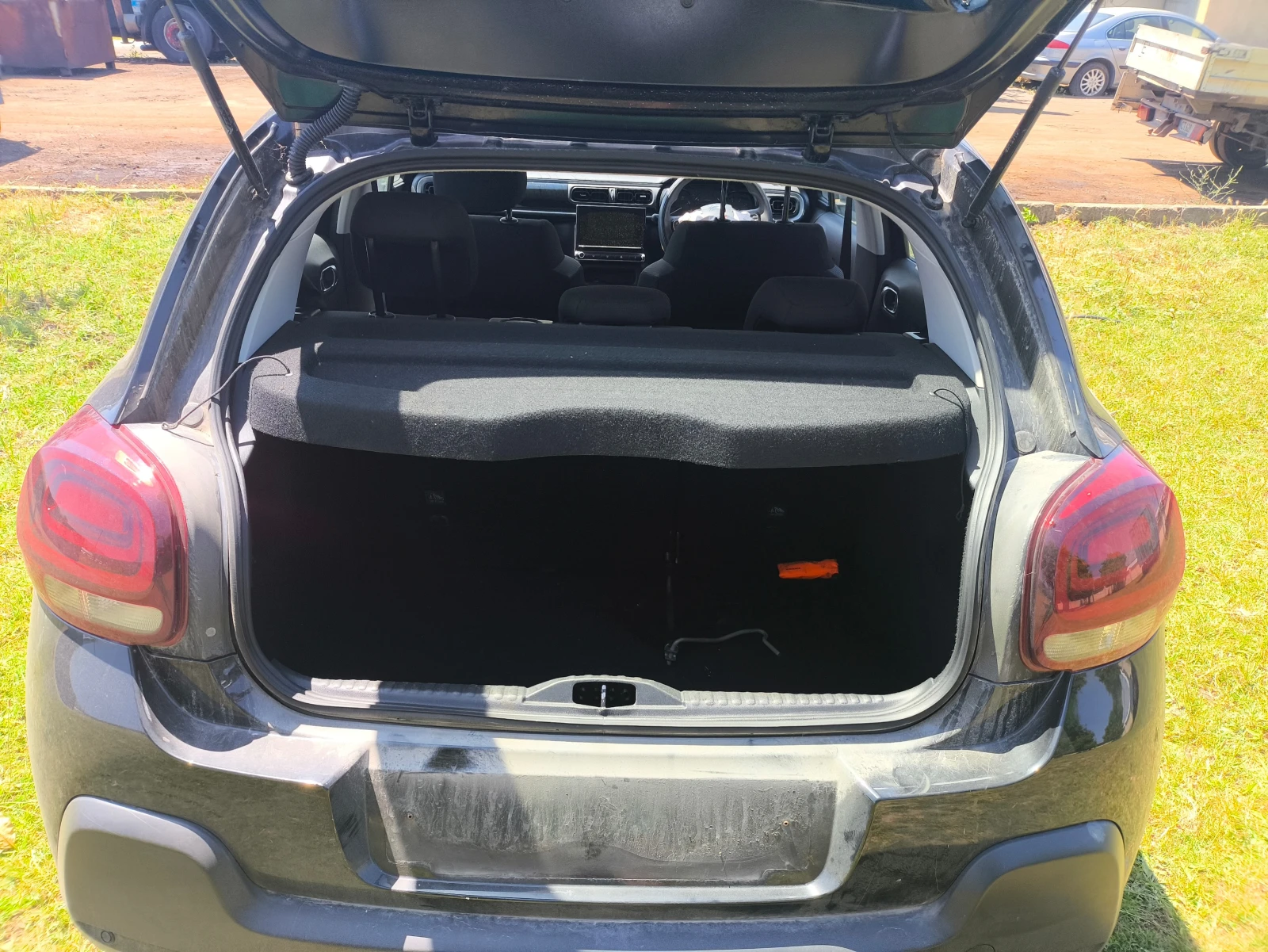 Citroen C3 1.2i - изображение 7