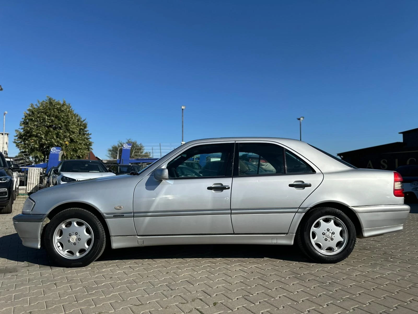 Mercedes-Benz C 200 / KOMPRESSOR / ELEGANCE / БЕЗ РЪЖДА / TОP / - изображение 2