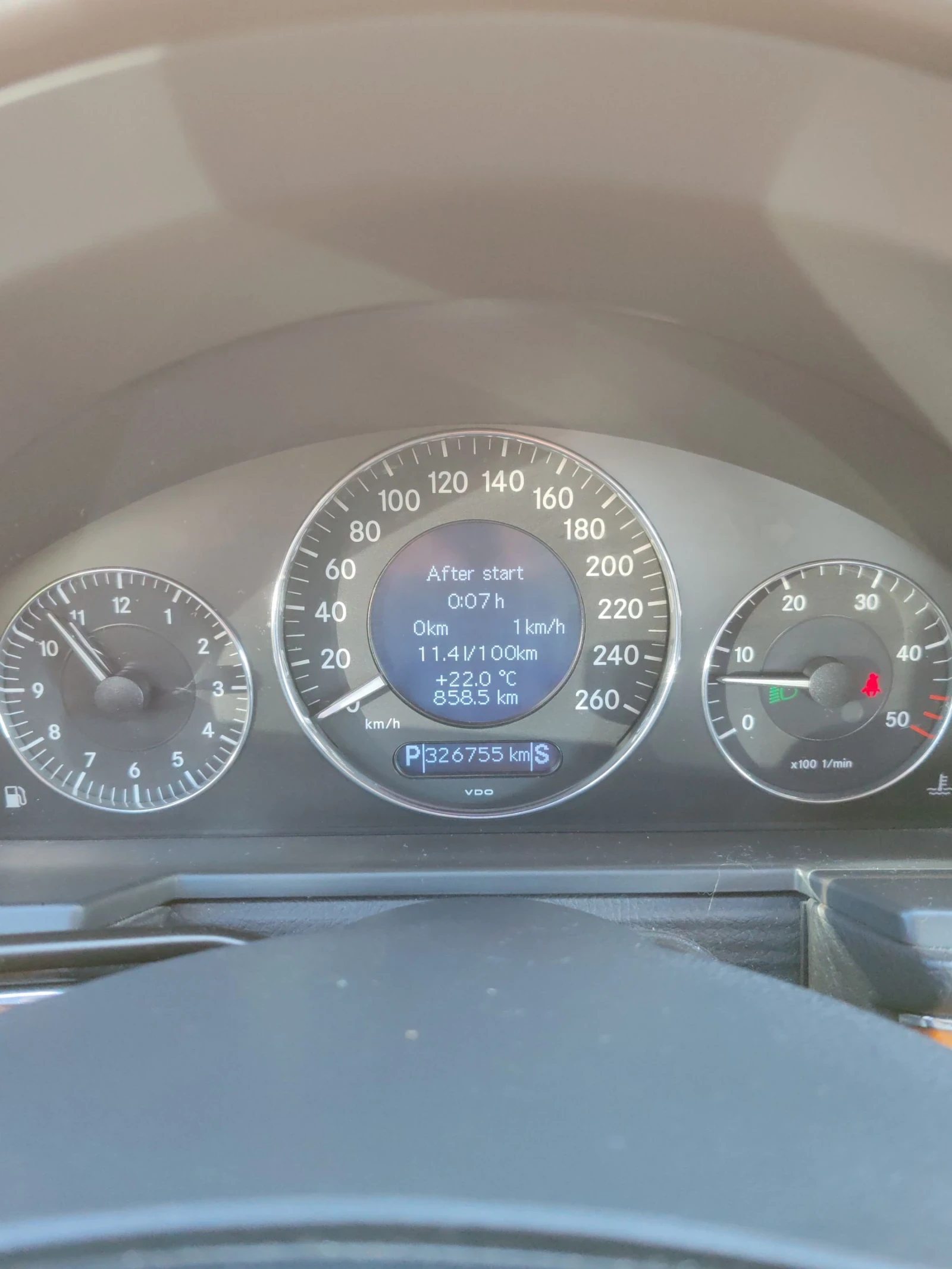 Mercedes-Benz E 320 W211 - изображение 6