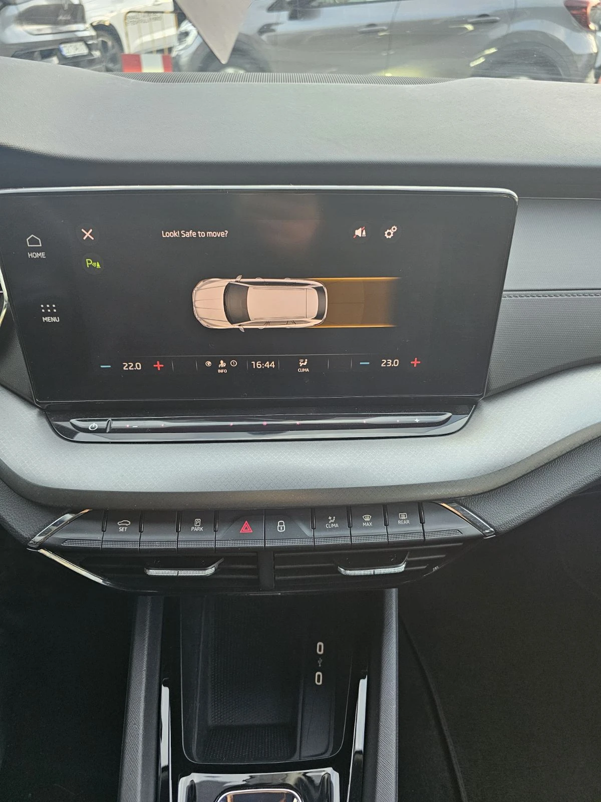 Skoda Octavia 2.0 dCi 115 hp EDC - изображение 10