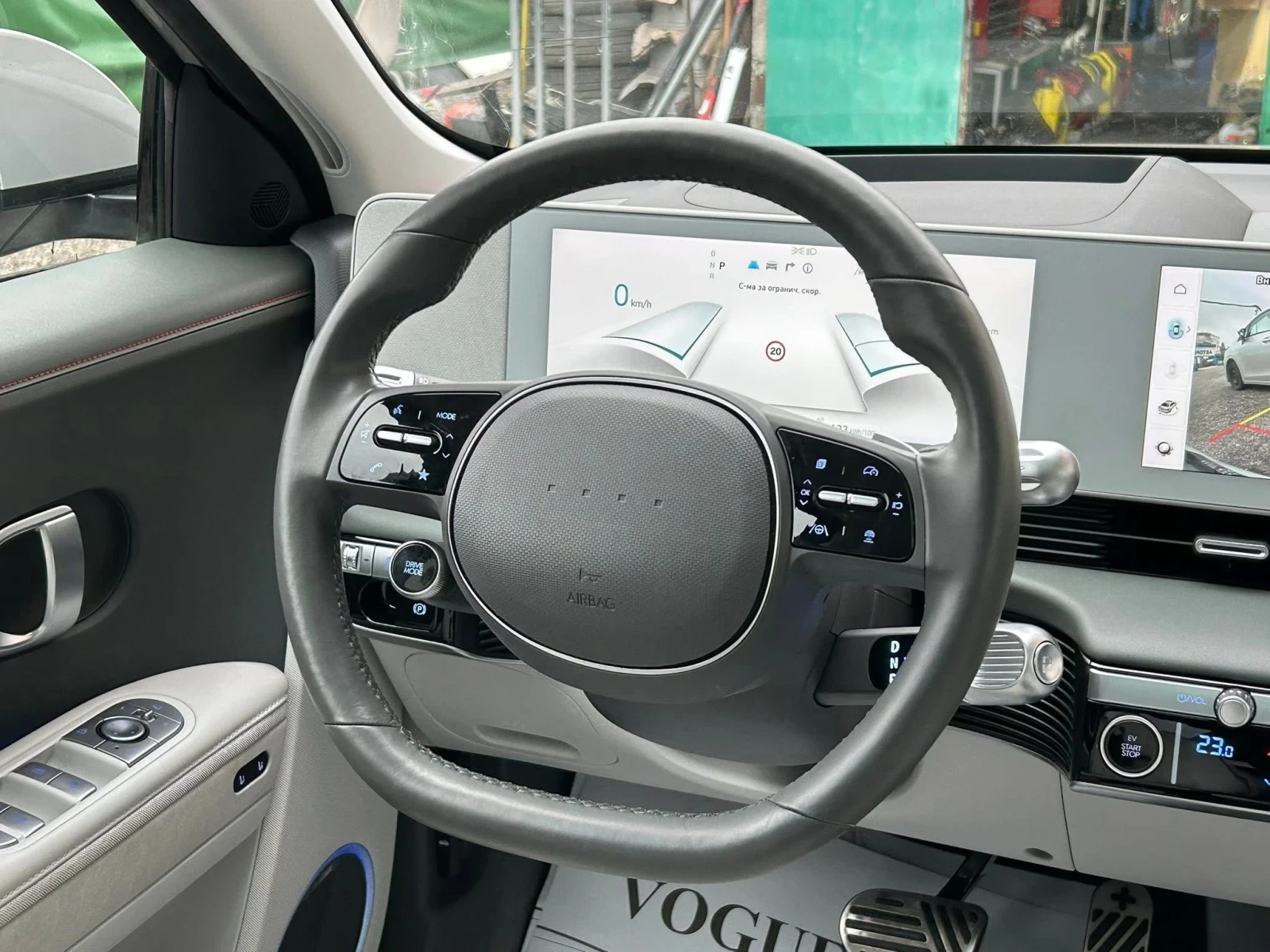 Hyundai Ioniq 5 UNIQ* 325H.P.* 77.4KW* AWD* 18000KM* SOH100%* ГАРА - изображение 9