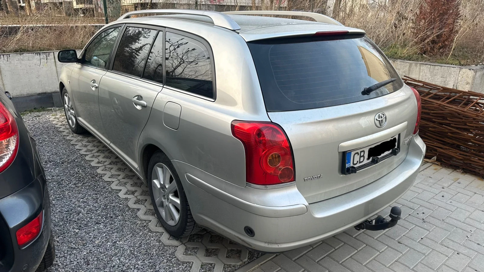 Toyota Avensis  - изображение 3