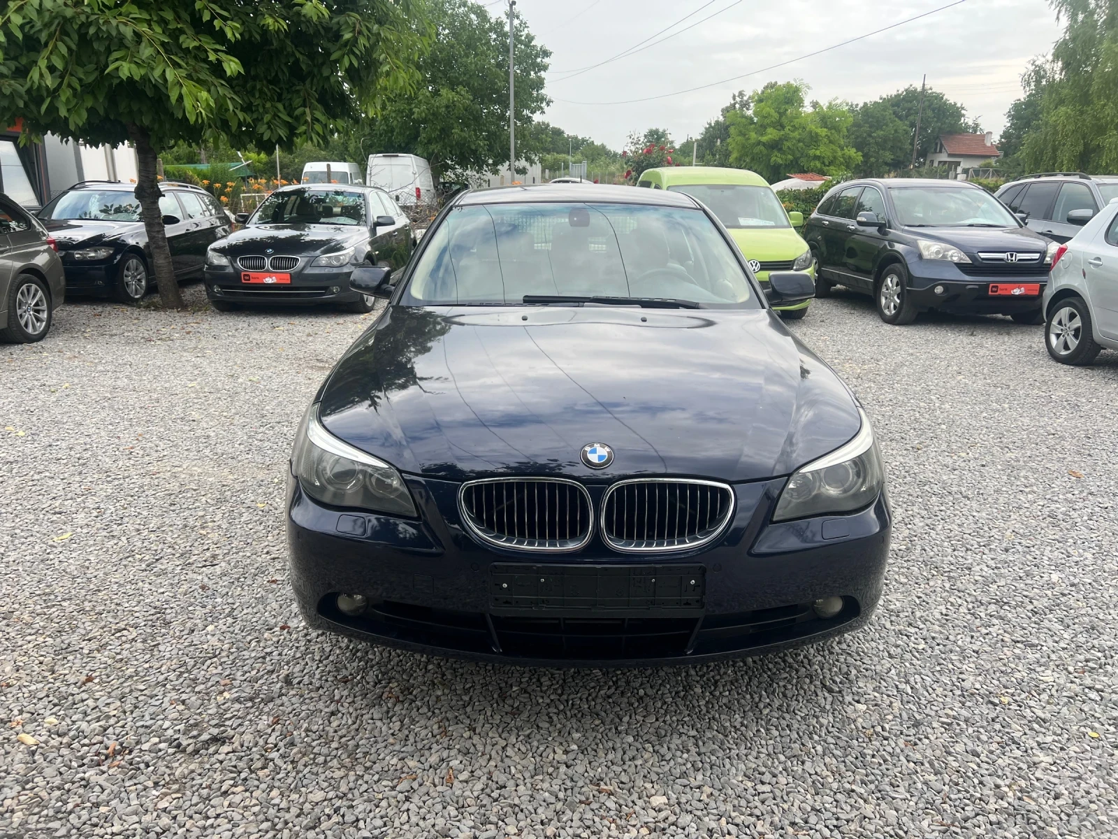 BMW 530 xDrive/231кс/Нави/Автомат, снимка 2 - Автомобили и джипове - 53563794