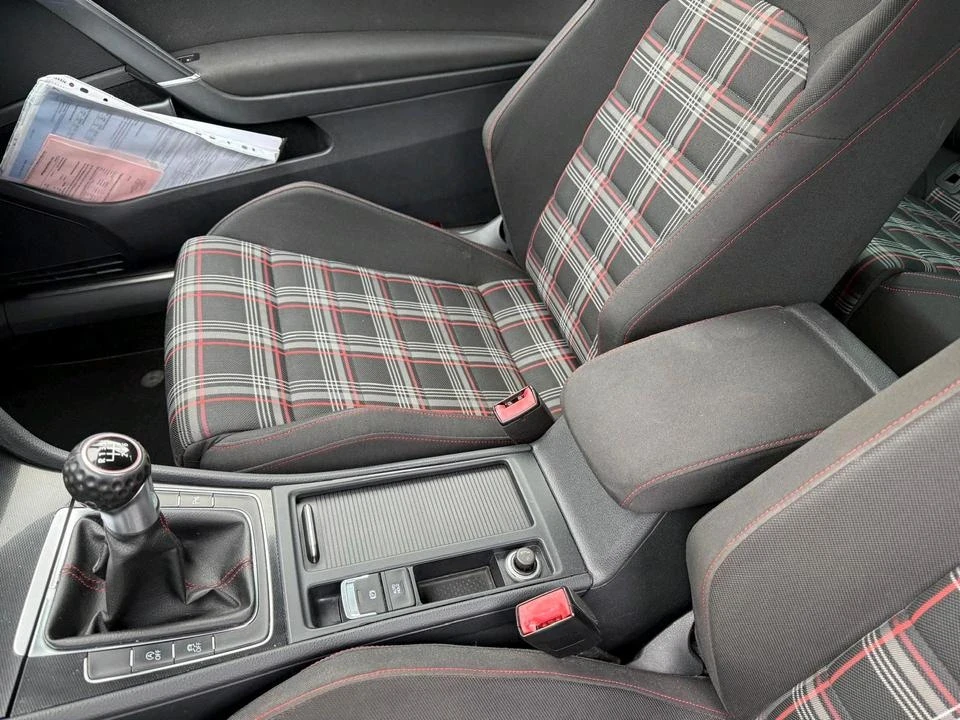 VW Golf, снимка 6 - Автомобили и джипове - 53956281