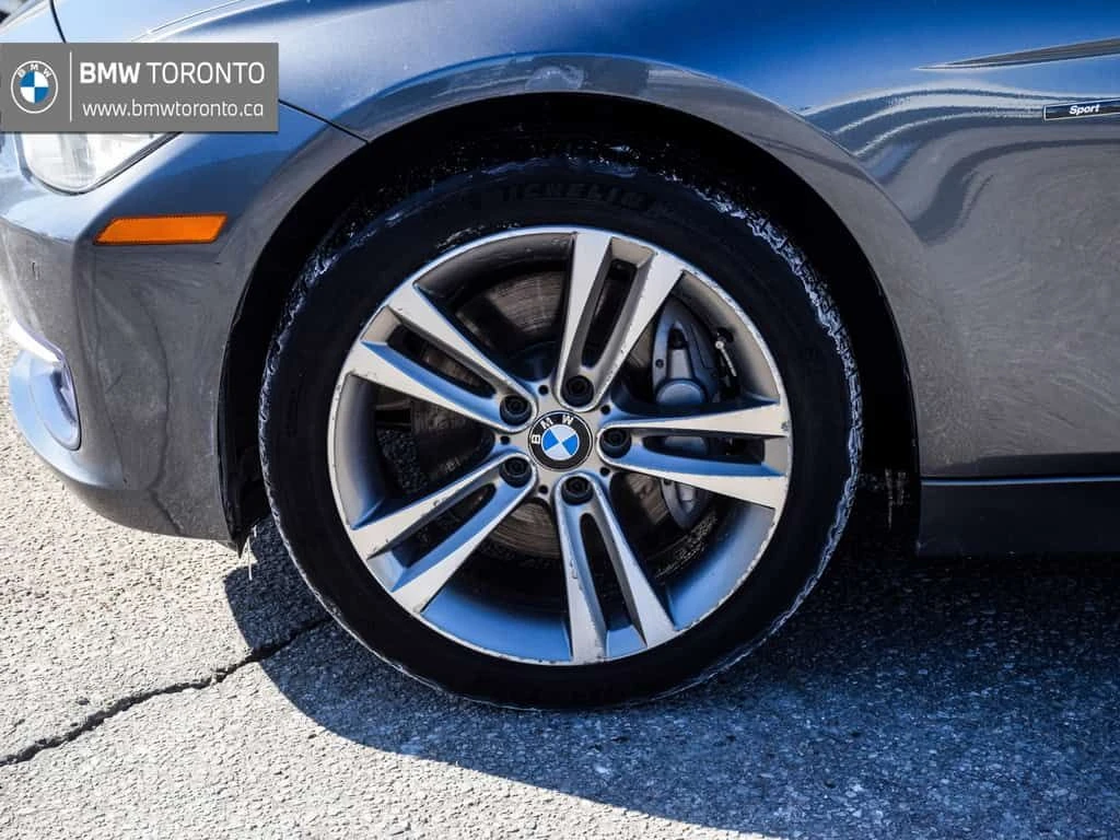 BMW 335 * 335i xDrive | HK Audio | Sunroof | Rear Camera |, снимка 9 - Автомобили и джипове - 53962213