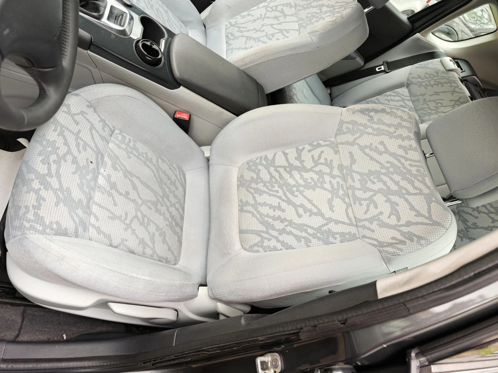 Peugeot 3008 1.6hdi, снимка 13 - Автомобили и джипове - 54226409