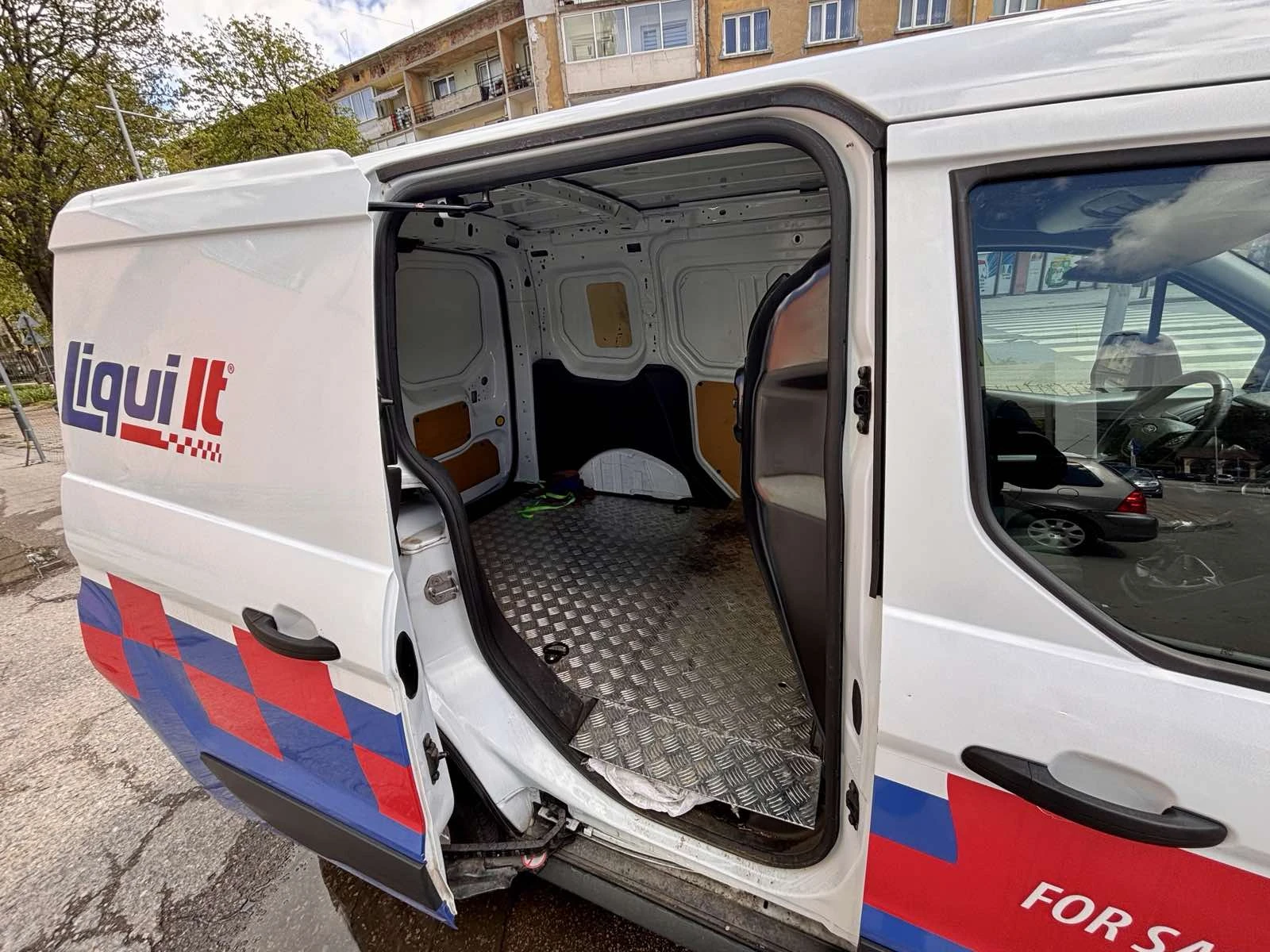 Ford Connect Transit Connect 1.5 TDCi, снимка 9 - Автомобили и джипове - 54290543