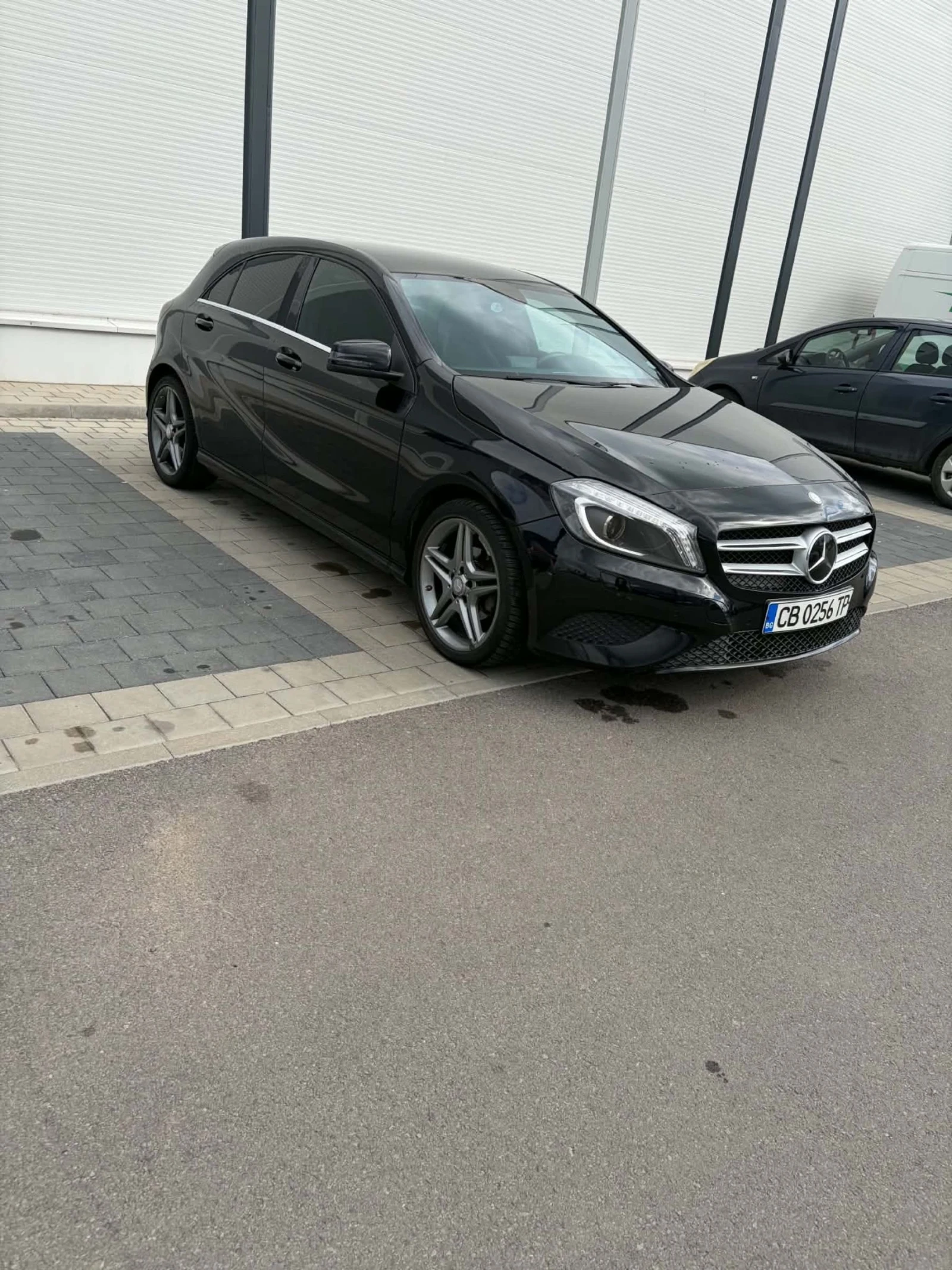 Mercedes-Benz A 180, снимка 11 - Автомобили и джипове - 54486558