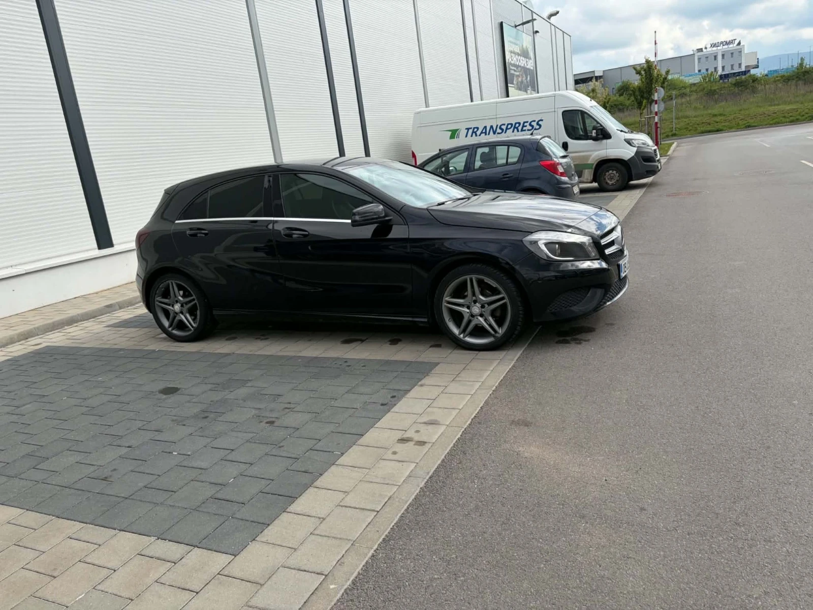 Mercedes-Benz A 180, снимка 4 - Автомобили и джипове - 54486558