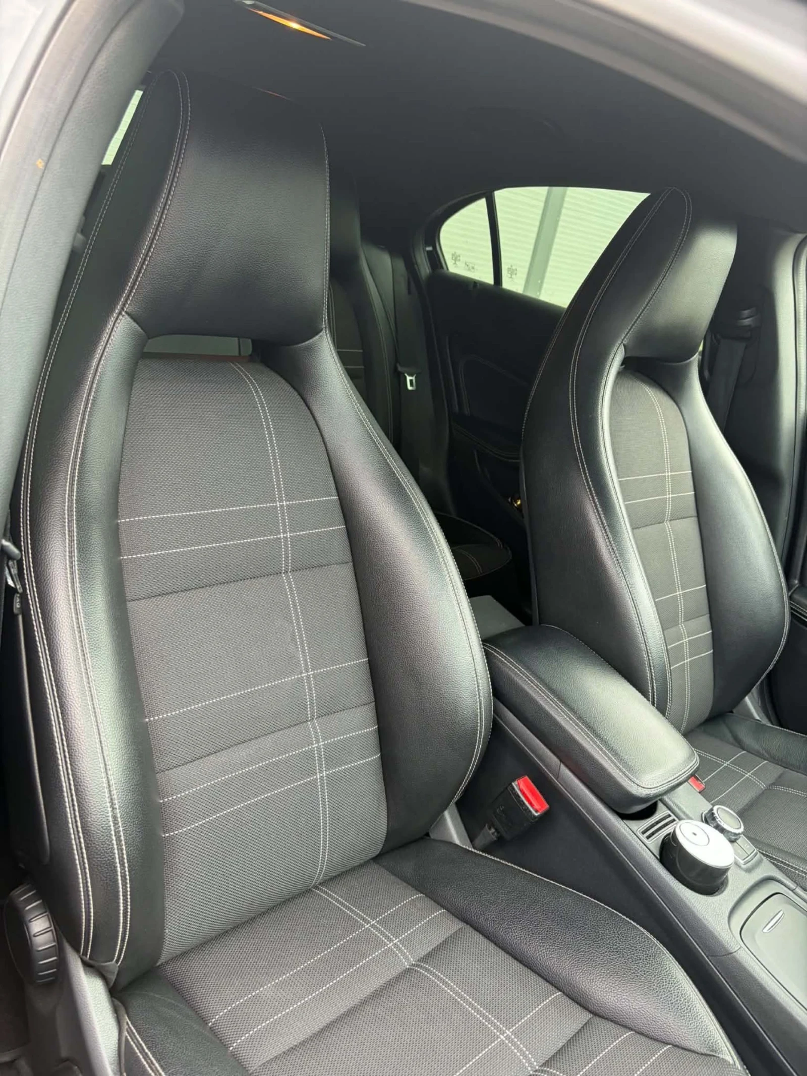 Mercedes-Benz A 180, снимка 15 - Автомобили и джипове - 54486558