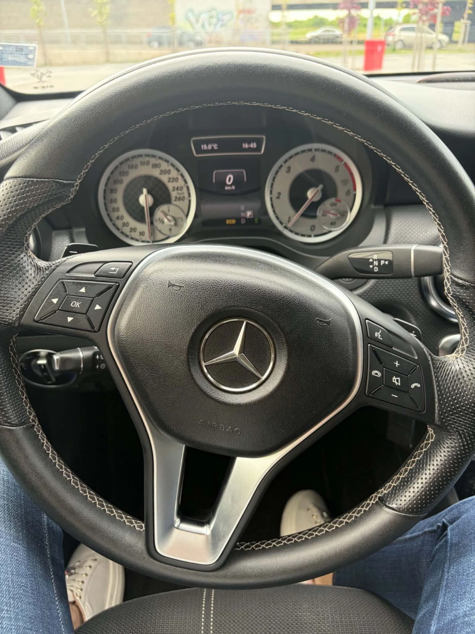 Mercedes-Benz A 180, снимка 16 - Автомобили и джипове - 54486558
