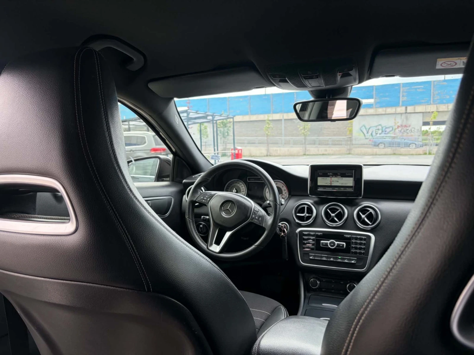 Mercedes-Benz A 180, снимка 5 - Автомобили и джипове - 54486558