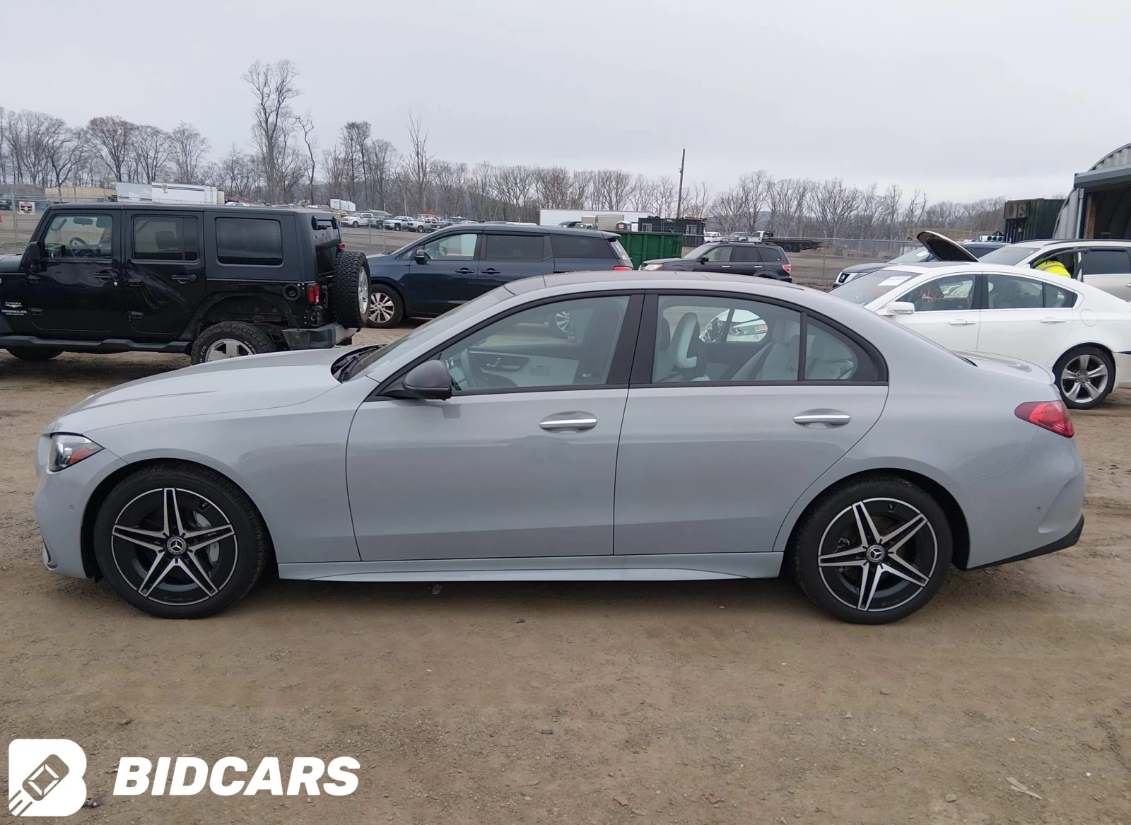 Mercedes-Benz C 300 2025, снимка 3 - Автомобили и джипове - 54655205