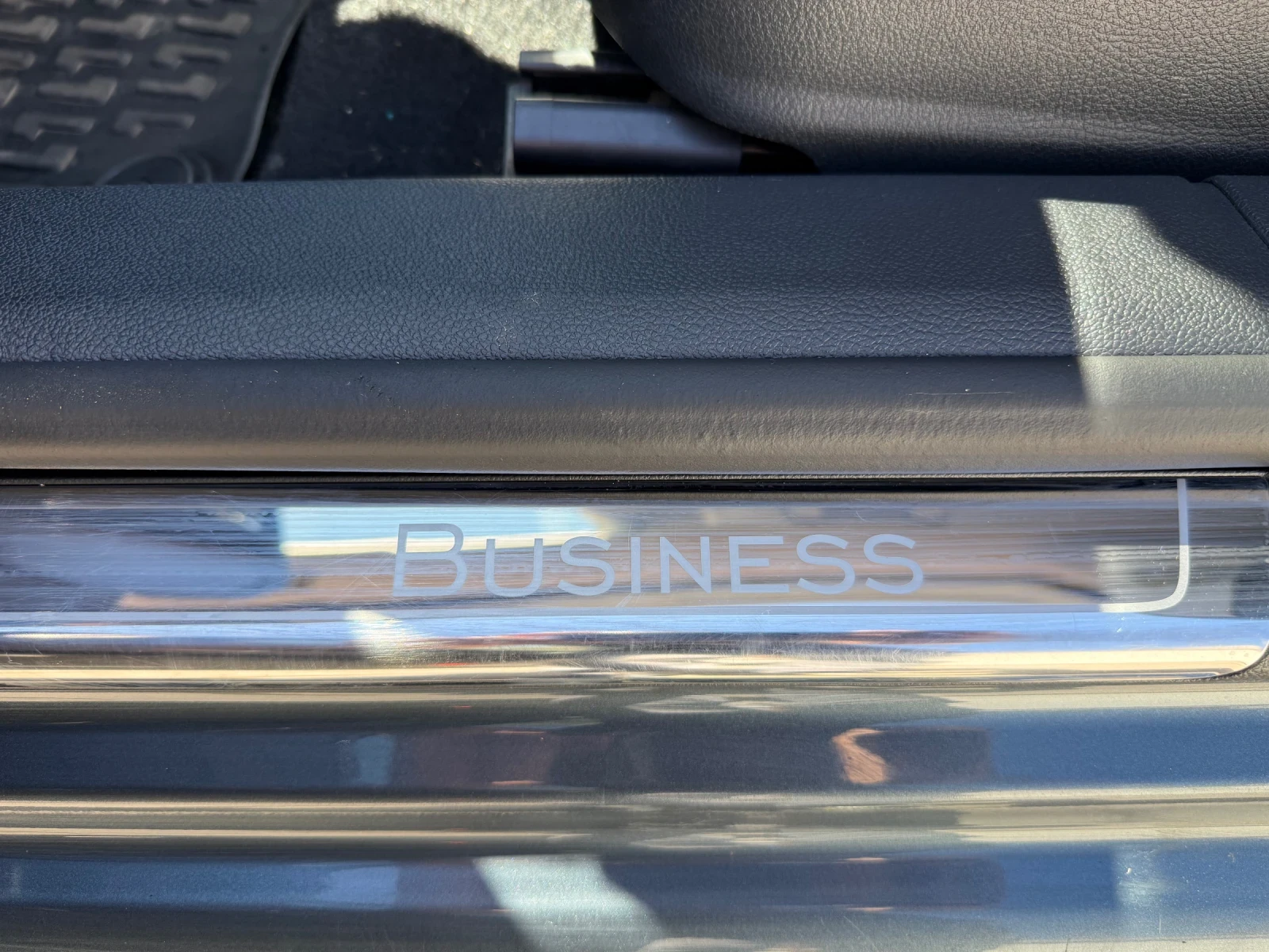Skoda Superb 2.0 TDI 170k.c. 4x4 BUSINESS Facelift, снимка 13 - Автомобили и джипове - 54703130