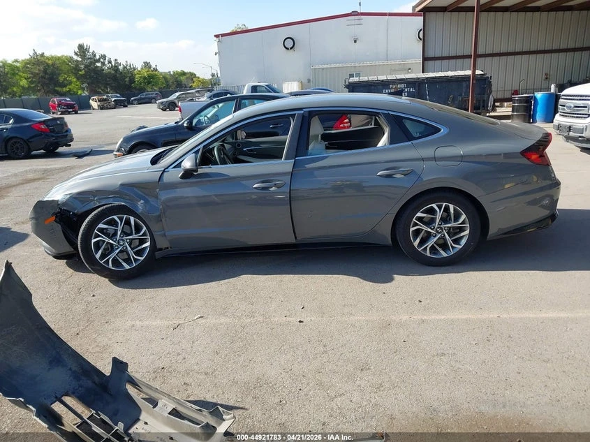 Hyundai Sonata 2.5L I-4 DI, DOHC, VVT, 191HP Front Wheel Drive | Mobile.bg � ����������� 14