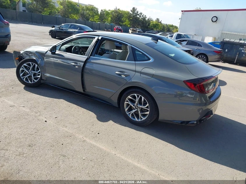 Hyundai Sonata 2.5L I-4 DI, DOHC, VVT, 191HP Front Wheel Drive | Mobile.bg � ����������� 3